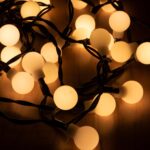 Home KII 50B/WW LED-es gömb fényfüzér, 4 m / 50 db melegfehér LED, állófényű, zöld vezeték, hálózati adapter, beltéri kivitel - Image 2