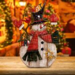 Home KAD 34 optikai szálas asztali dísz, festett fa hóember, színes fénypontok - Image 2