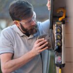 STANLEY SXECCD0RAJE 4-es elosztó kapcsolóval, 5 m, IP44-es védelem, alumínium ház, felakasztható, beltérben is használható, H07RN-F 3G1,5 mm2 kábel - Image 2