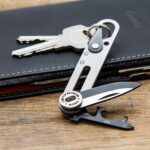 True Utility Minimalist, TU208K, multifunkcionális szerszám, designer kés, fekete titánbevonat, rozsdamentes acél penge - Image 4