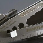 True Utility Smartknife+, TU6869, 15 in 1, mágneses bitfej tartó, kábelcsupaszoló, homokfúvott rozsdamentes acél, 5,5 cm penge - Image 4