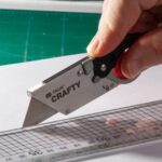 True Utility Crafty, TU590, fekete titániumbevonatú nyél, cserélhető penge, összecsukható - Image 4