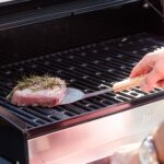 Barbecook BC-ACC-7062 rozsdamentes acél hamburger forgató, 30cm, 100% FSC - Image 2