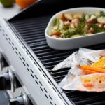 Barbecook BC-GAS-2014 Siesta 210 Black Edition gázgrill, oldalégővel, 112x56x118cm - Image 4