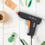 Home SMA 007 ragasztópisztoly, -25 (100) W / 230V~/ 50Hz, gyors, pontos ragasztás, kihajtható asztali támaszték, 2 db ajándék ragasztórúd - Image 3