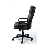 Mayah Mayah "Duke" főnöki szék, hintamechanikával, fekete műbőrborítás, fekete lábkereszt 11159-01 - Image 2