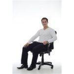 Mayah Mayah "Comfort" irodai szék, állítható karfával, fekete gyöngyszövet-borítás, fekete lábkereszt 11191-02A BLACK - Image 4